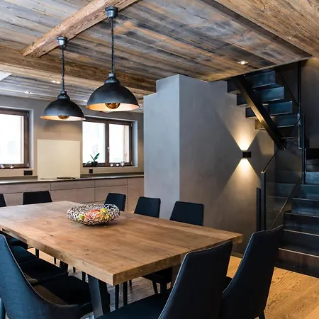 Seren 木屋 霞慕尼